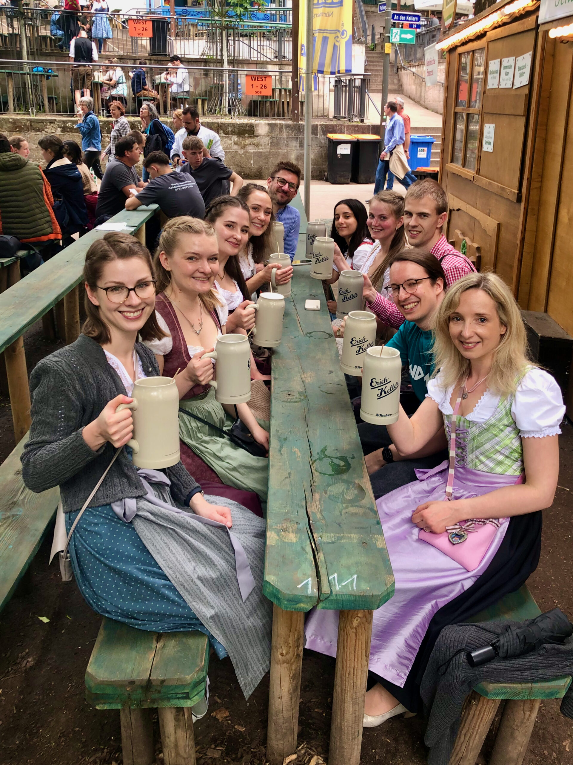 BVT Mitearbeitende beim Bergkirchweih am Erich-Keller